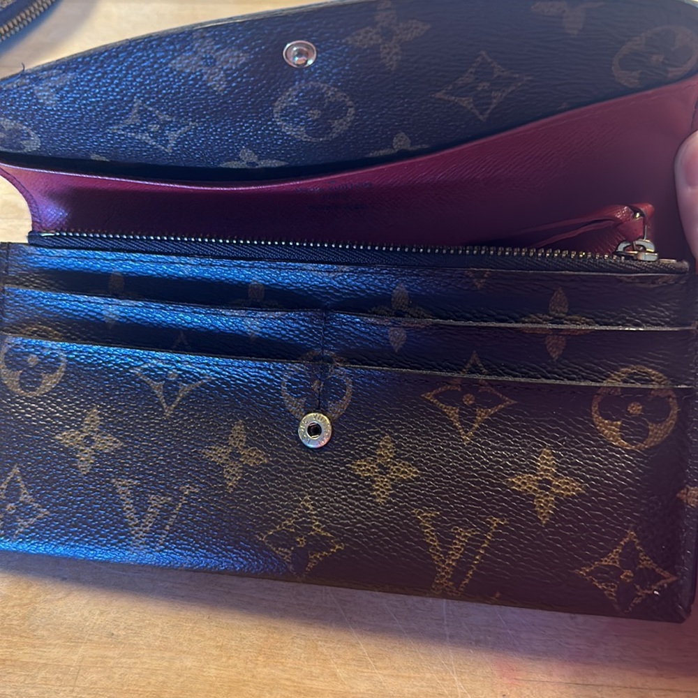 COPY - Louis Vuitton Wallet - Picture 5 of 5